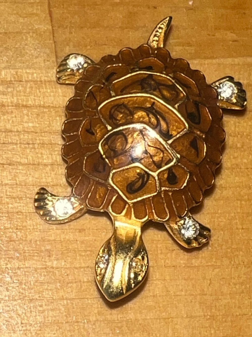 Mini Turtle brooch